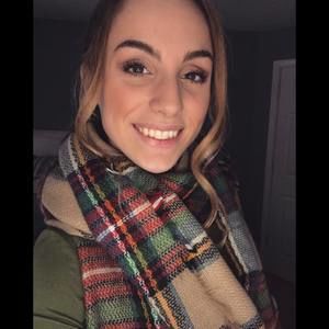 Meet your Posher, Abby